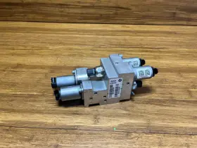 37206794578 Bmw 2008-2014 X5m F85 Dynamic Drive Suspension Valve Block 75k Miles 6782737 Oem