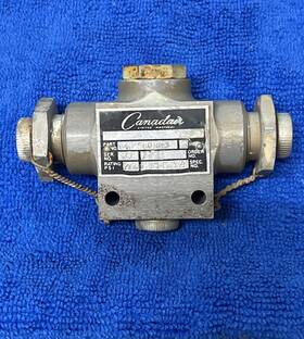 Canadair 140-58016-3 Valve Shuttle
