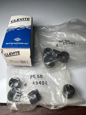 216-1067 Clevite 2161067 Box Of 8
