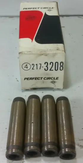 217-3208 Clevite 4 New Perfect Circle 2173208 Exh Valve Guides 1974-90 Chrysler 2.0 1978-89 2.6