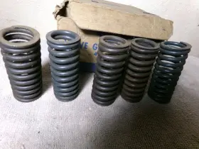 40-6510-b Ford Lot Of Five Nos Valve Springs Fit 1932- 1953 Flathead Engines