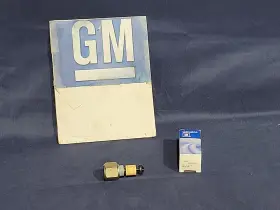 2457-0311 General Motors 24570311 Nos Gm / Engine Oil Level Sensor