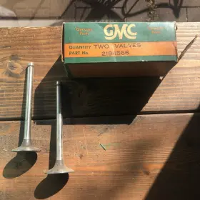 2194566 Gmc 1952-53 Truck Engine Exhaust Valves Nos Set Of Two 2 New Old Stock