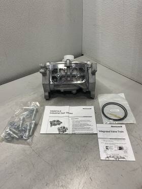 Honeywell V5097c1018/u Gas Valve Large Body Train