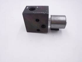 John Deere At330663 Genuine Oem Hydraulic Valve Fits 310sj Tmc Backhoe Loader