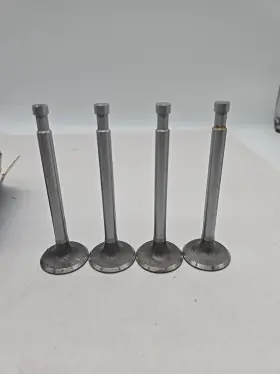 13201-20600 Lazorlite L51-5329 4 Intake Valves For Datsun Pl312 410 411 Pickup