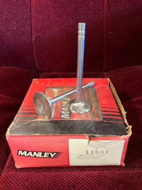 11581-8 Manley Severe Duty Series Engine Exhaust Valve Kit - 1.900 Inch Head Dia
