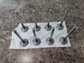 01807 Melling 8 Chevy Gmc 350 5.7 5.7l Vortec Exhaust Valve Set Valves 1996-2002