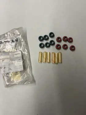 A1030500058 Mercedes-benz Valve Stem Sealing Parts Kit Genuine Om603 -