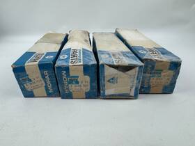 Mopar 2899500 Intake Valve Part# Lot Of 4 Set 2