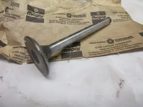 Ft78-ft83 Mopar 4267222 Intake Valve - Nos My 1.7 Liter P/n