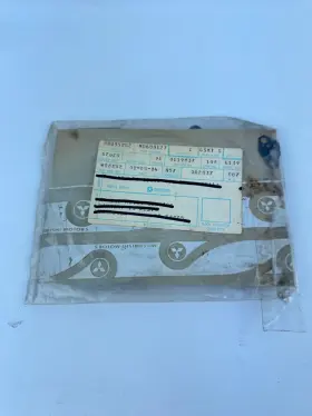 Md608127 Mopar / Mitsubishi Gasket Set