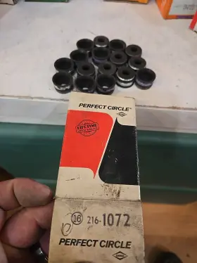 216-1072-16 Perfect Circle 16 216-1072 Engine Valve Stem Seals. C