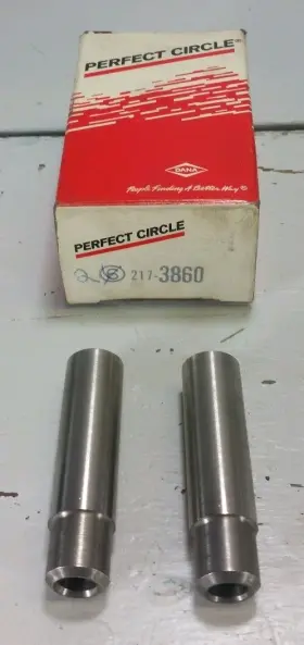 217-3300 Perfect Circle 3 New Nos Engine Valve Guides Vintage