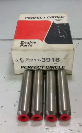 217-3916 Perfect Circle 4 New Nos Engine Valve Guides Vintage