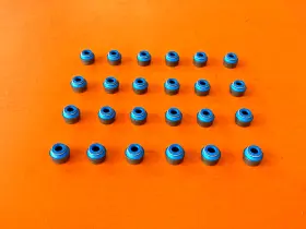 Vss698-24 Reliant Gasket Fits 2002-2005 Volvo S80 Xc90 2.9l B6294t Turbocharged Valve Stem Seals