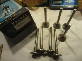 X1064 Rmc 1949 - 1950 Ford Mercury 8 1948 50 Truck Intake Exhaust Valves U.s. 9 Pcs