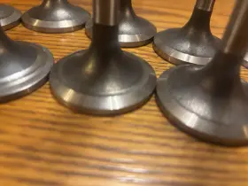 01381 Sbi Ford 370 Exhaust Valves New Old Stock Set Of 8 Free Shipping
