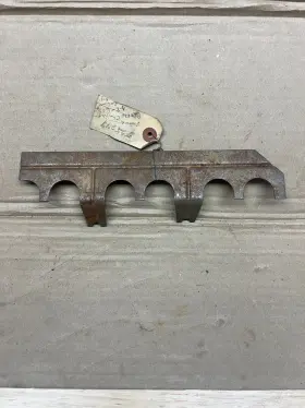 525277 Studebaker Commander Nos Valve Chamber Baffle Pn