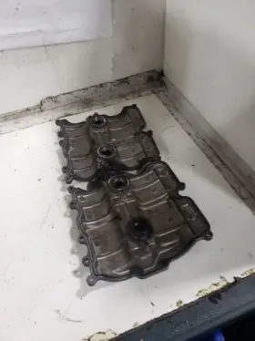 734773tested Subaru 350.su1r13 Legacy 2013 Valve Cover