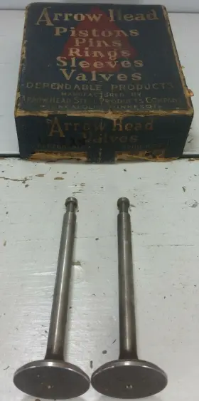 U-325 Superior Arrowhead U325 2 New Exhaust Valves Allis Am Lafrance Eagle Etc