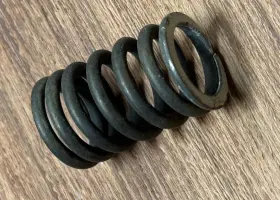 12921-60a00 Suzuki Usa Shipper Valve Spring For Samurai Sj413 Esteem 1.3l 8v