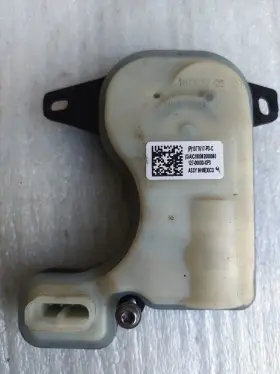 1077617-p3-c Tesla 2017-2022 Model 3 Radiator Water Reservoir Superbottle Valve Actuator Assy