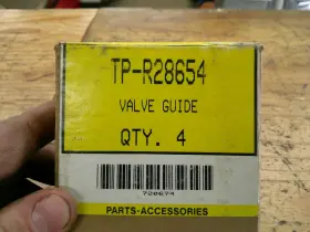 Tp-r28654 Tisco Engine Valve Guides Box Of 4 Fits John Deer Tractor Br20