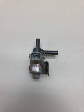 Toyota / Lexus 184600-9220 90910-12245 Oem Genuine Vacuum Switching Valve Tacoma 4runner 922 Tested