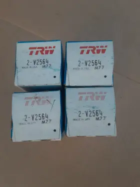 Trw 2 V2564 8 N.o.s. Intake Valves Made In Usa 1963-72 Ford 289/302 V8 Engines
