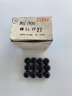 Trw Mv-1900 Mv 1900 Vp 27 Valve Stem Seals Qty 12 N.o.s. Made In Usa