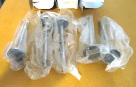 S2251 Trw New Mopar 1946-1959 Exhaust Valve Lot 5 Pcs And Original Boxes