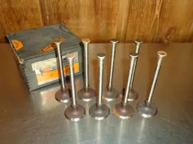 D749 Valves 8 New Nos Exhaust Valve 1937 1938 1939 1940 Ford Flathead V-8