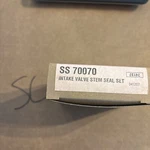 Fel-pro Ss 70070 Valve Stem Seal Set Nos New. Price: $9.00.