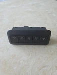 85080553 Aux/multi-function Switch, Black For 2019-2024 Chevy Gmc (R26) Used. Price: $40.00.