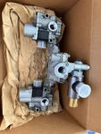 Meritor Wabco Abs Tractor Valve Package - S4725002230 New. Price: $500.00.