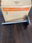 Cadillac 1458664 331 1952 Exhaust Valve Series 62 Deville Fleetwood Only Gm New. Price: $22.00.