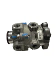 Volvo Bendix Air Brake Control Valve Genuiue Oem 85153491 5019317 *new *freeship. Price: $169.00.